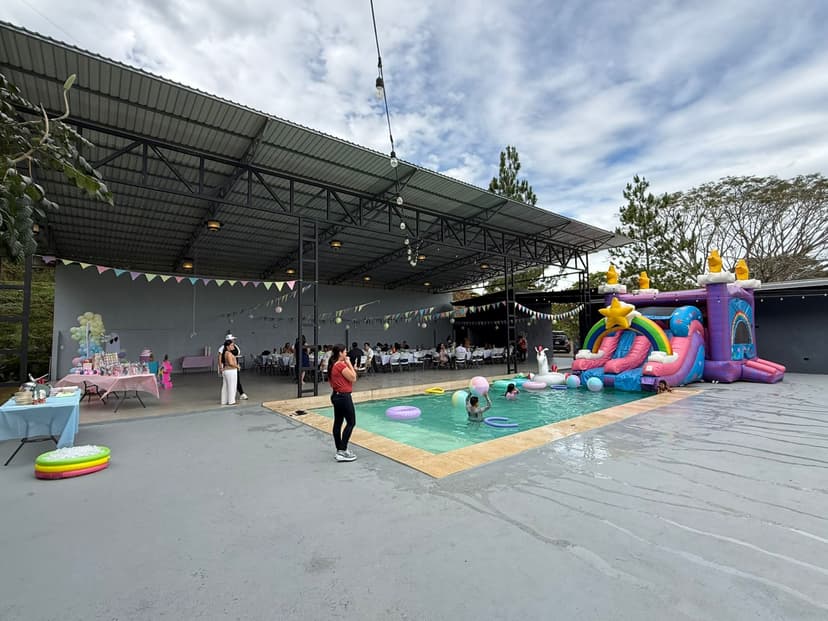 Media 96a6b892-e3ec-4417-a234-4cb58160479b