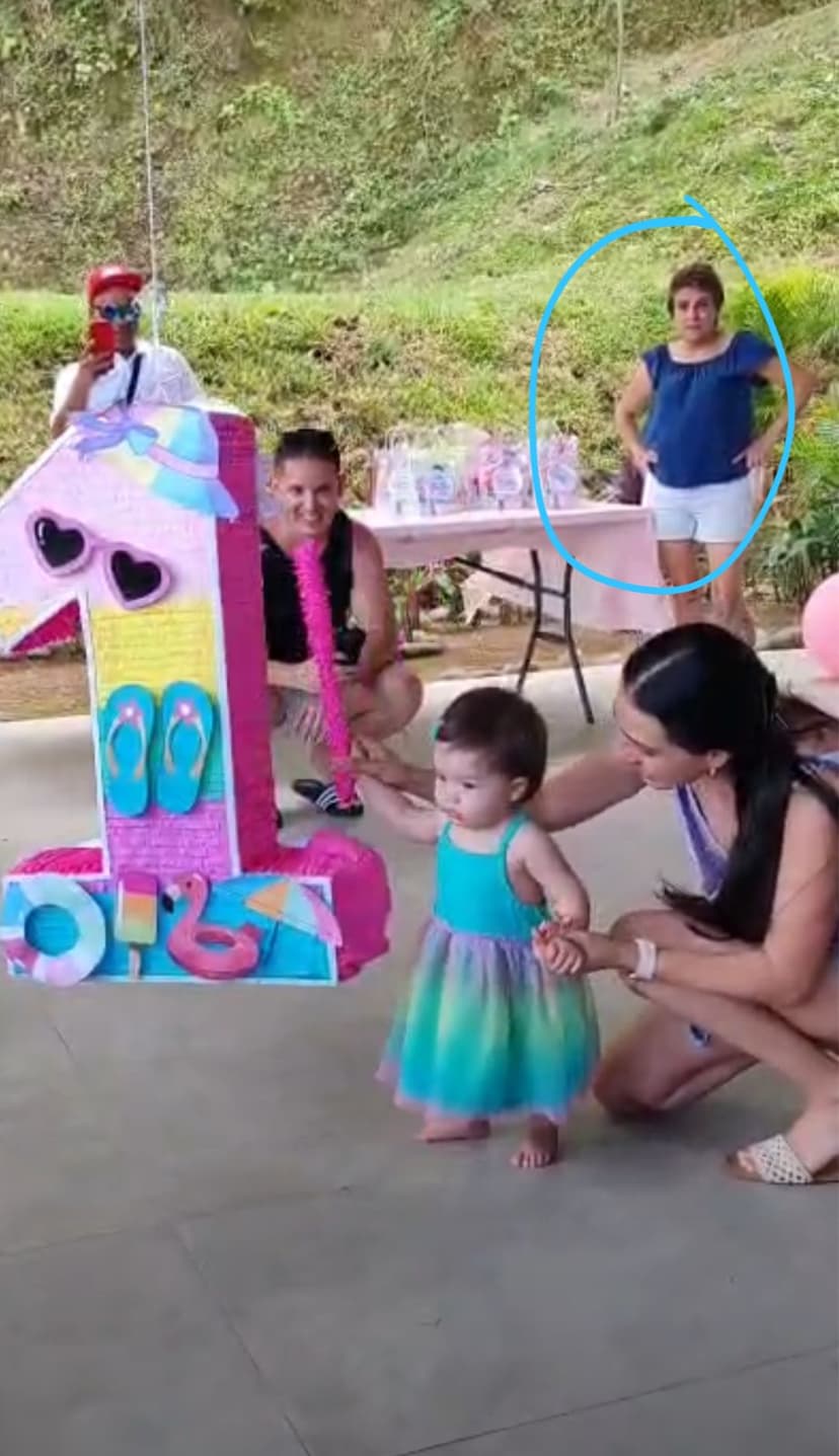 Media 525f3963-3f7b-4df5-a75d-98faa56d4984